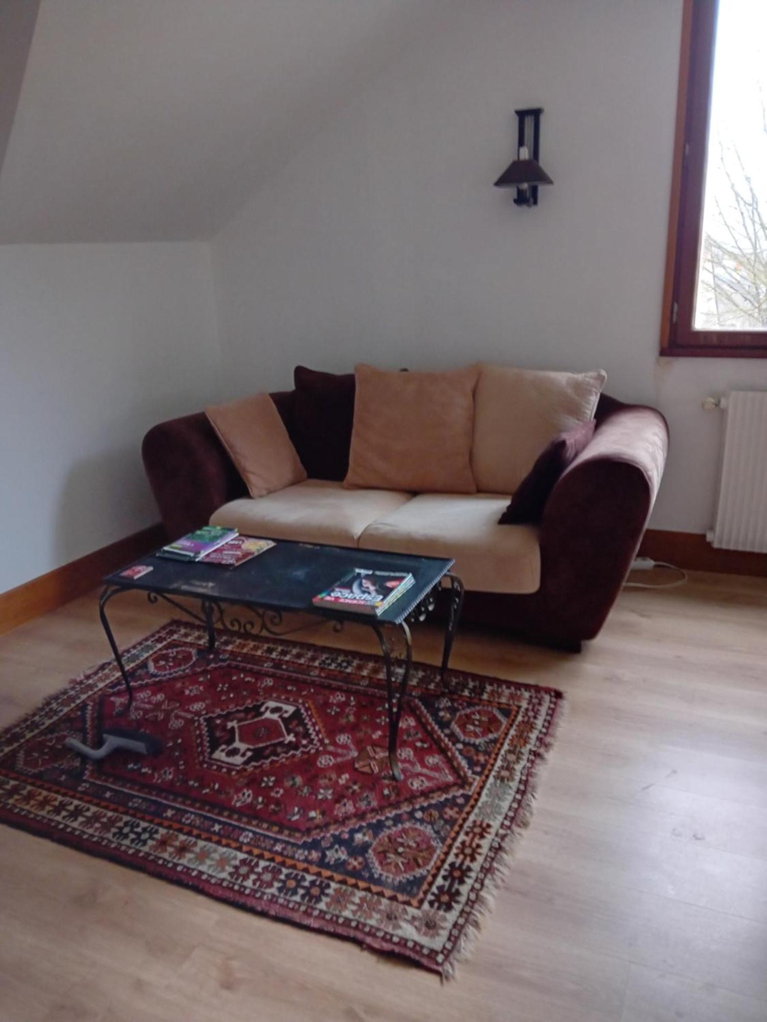 Chambre De La Vigne Blesmes Luaran gambar
