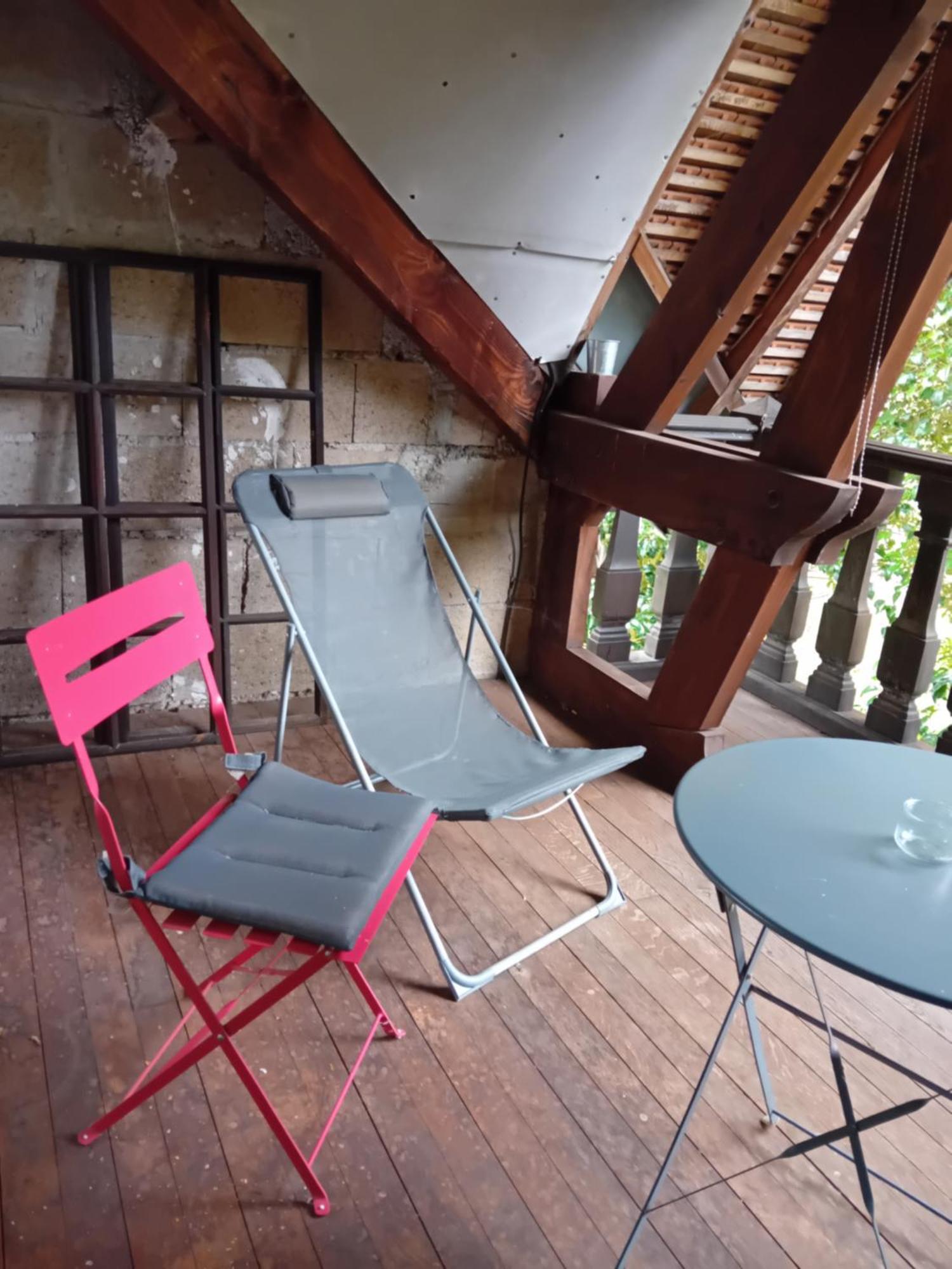 Chambre De La Vigne Blesmes Bilik gambar